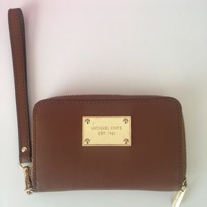 Michael Kors wristlet